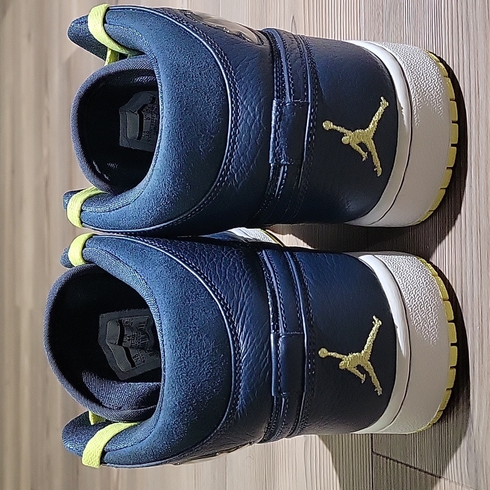 AIR JORDAN 1 RETRO 97 TXT - Picture 6 of 11